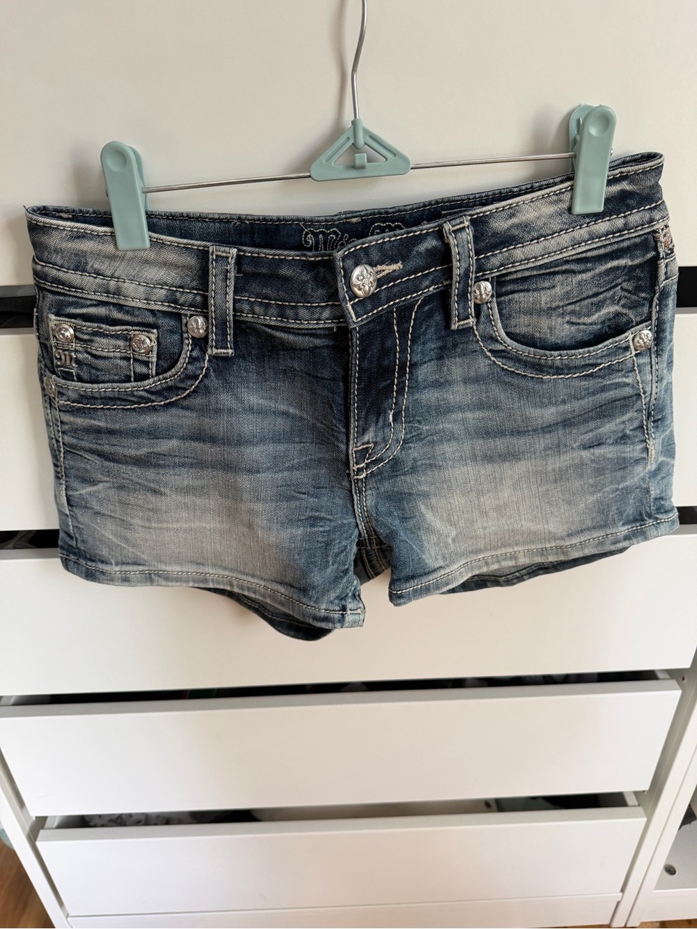 Miss Me Classic Women’s Denim Shorts in Faded Blue